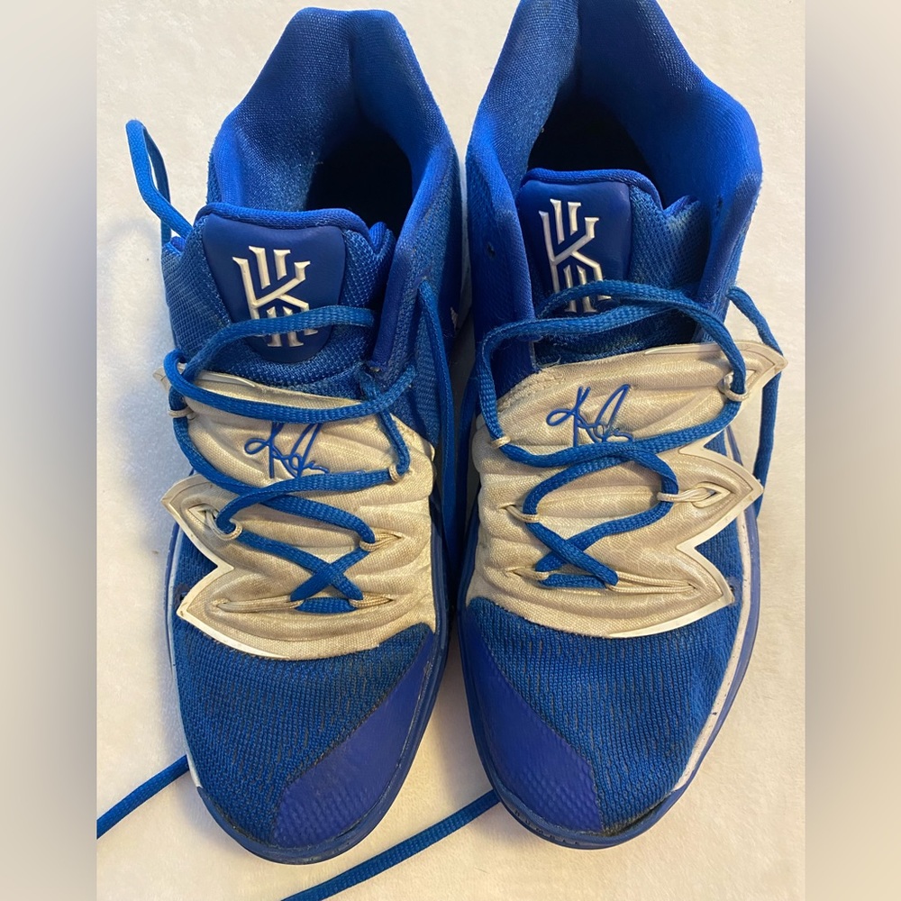 Nike Kyree basketball sneakers
